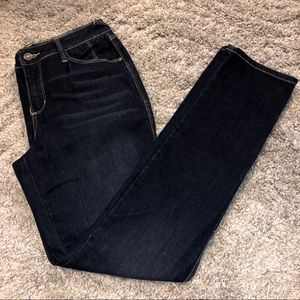 Size 8 Sound/Style Straight Leg Jeans Dark Wash